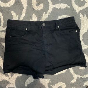 American Eagle Next Level Stretch High Waisted Black Denim Shorts Womens Size 18